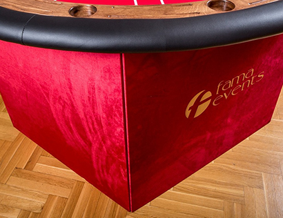 Nogi – Z płyt obitych aksamitem Black Jack