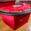 Fama-Casino-stol-do-black-jacka-3-002 Stół do Black Jacka wykończony drewnem, sukno standardowe, nogi z płyt obitych aksamitem