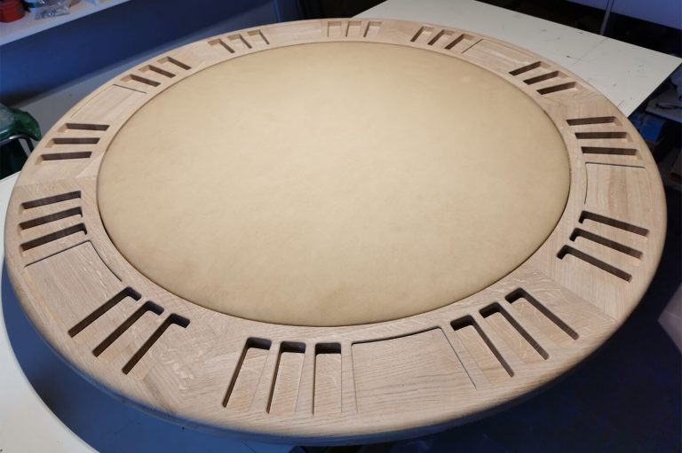 Custom-made table by Fama Game Tables