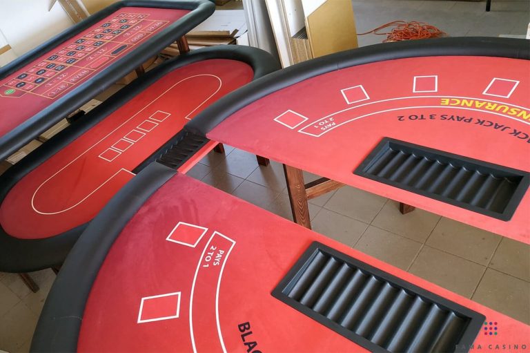 A Fama Game Tables table during transport