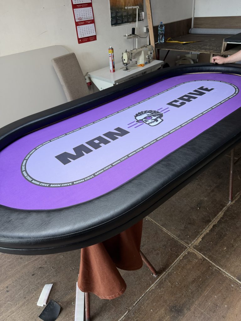 Realisierung: Pokertisch für den Gaming-Club „Man Cave“ in Breslau